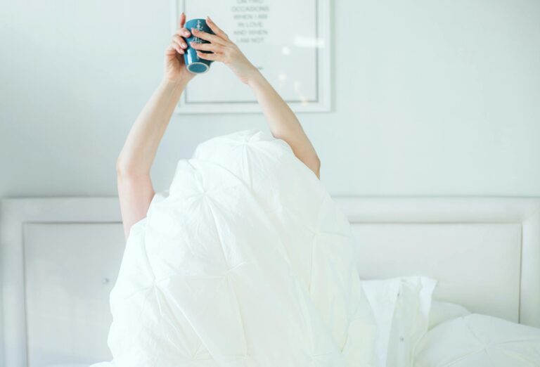 How to Create a Relaxing Morning Routine to Start Your Day Positively